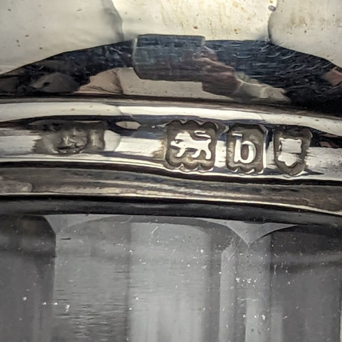 1927 British Vintage Oblong Glass Bottle Pure Silver Lid 110g